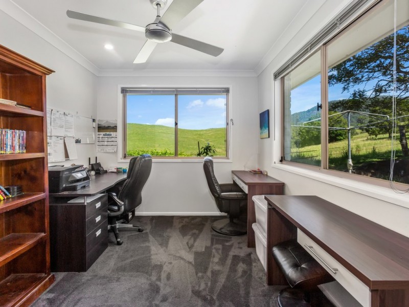 5 EAGLE PLACE, Dunbible NSW 2484