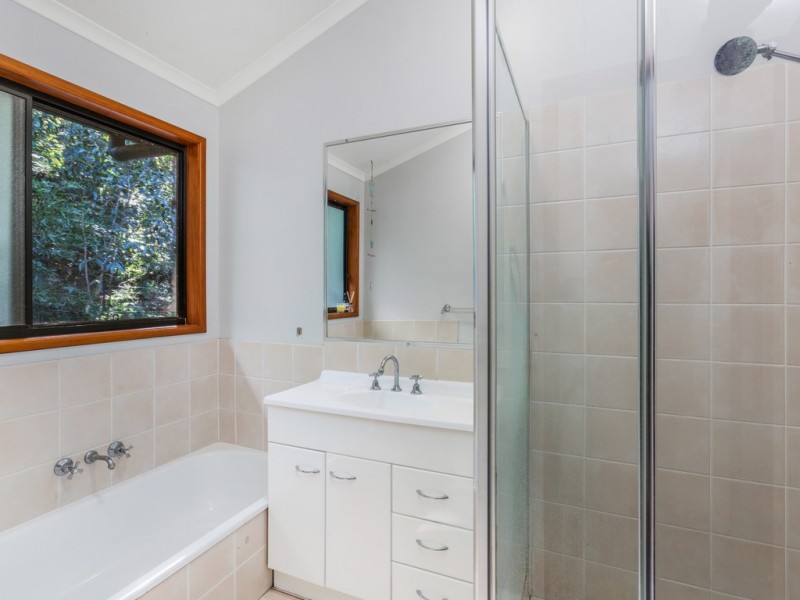 3 GIRA PLACE, Ocean Shores NSW 2483