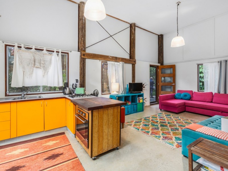 3 GIRA PLACE, Ocean Shores NSW 2483