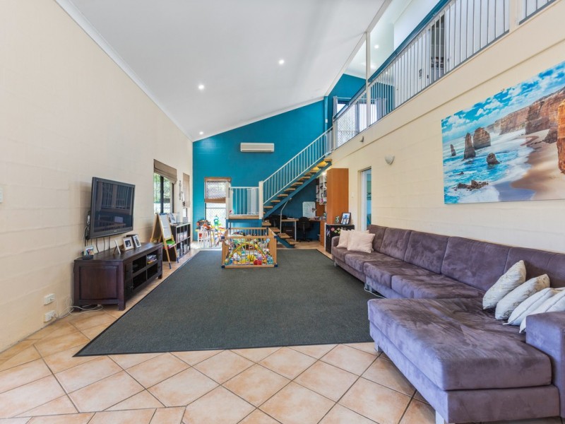 6 Blackwoods Road, Nobbys Creek NSW 2484