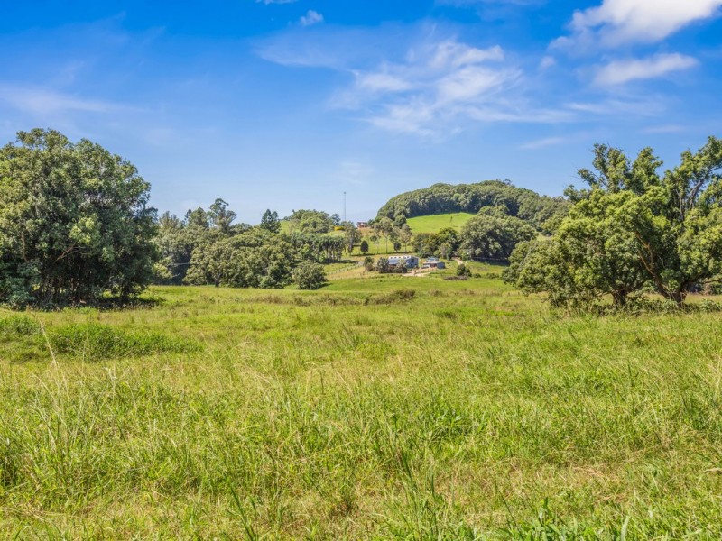 6 Blackwoods Road, Nobbys Creek NSW 2484