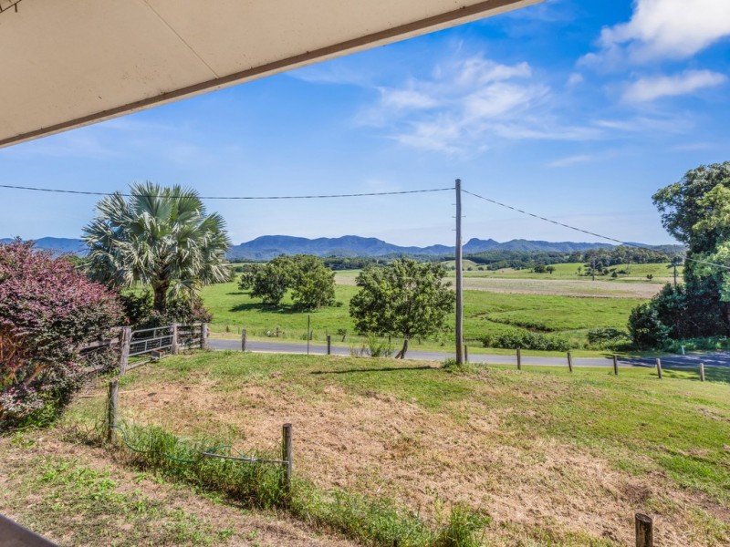 6 Blackwoods Road, Nobbys Creek NSW 2484