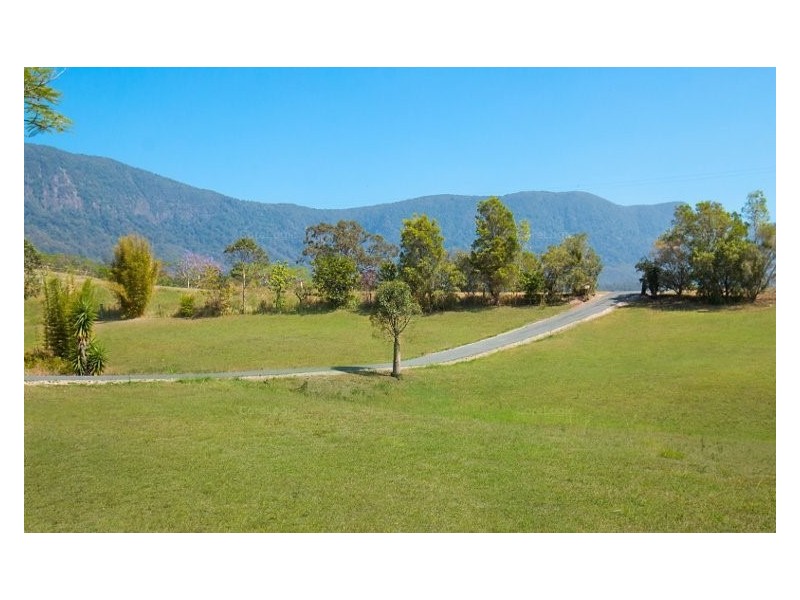 113 EVERINGHAMS ROAD, Pumpenbil NSW 2484