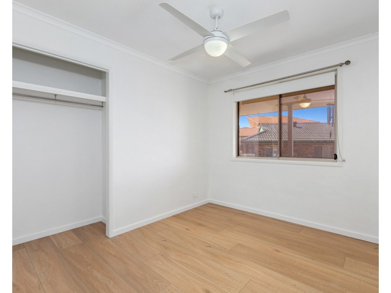 8 INVERNESS COURT, Banora Point NSW 2486