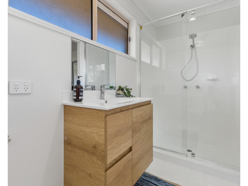 8 INVERNESS COURT, Banora Point NSW 2486