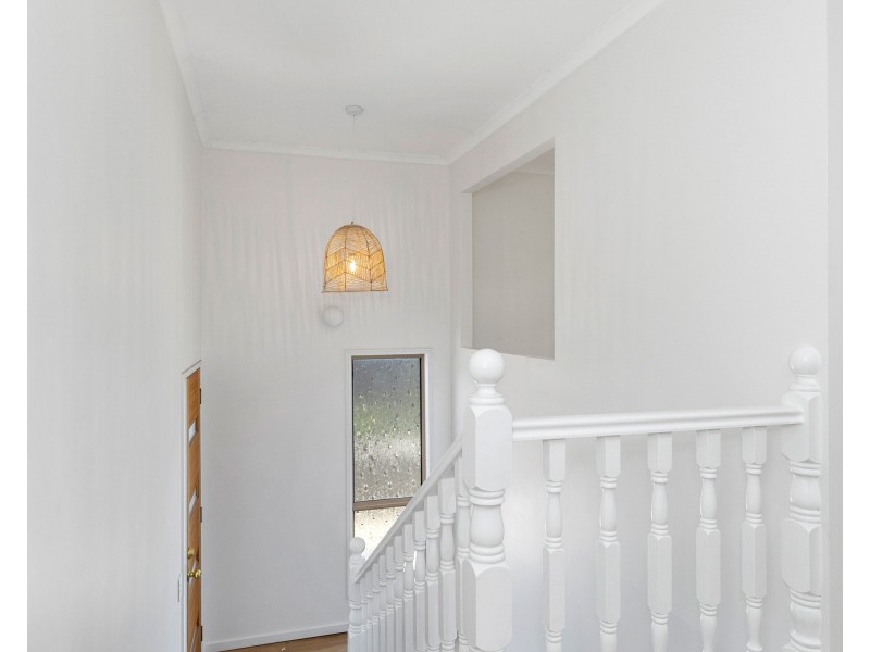 8 INVERNESS COURT, Banora Point NSW 2486