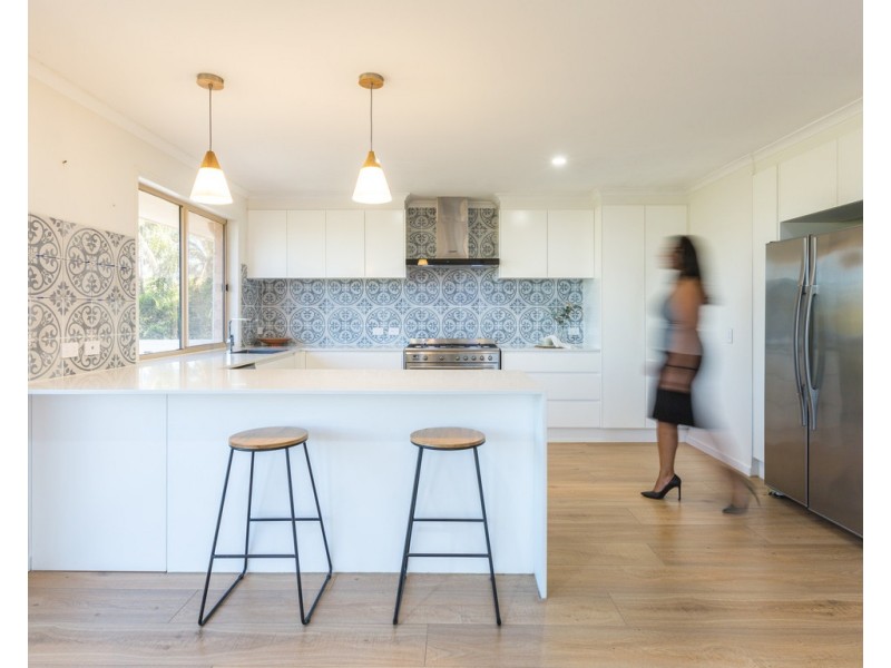 8 INVERNESS COURT, Banora Point NSW 2486