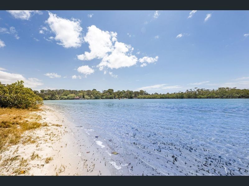 1 SUNSET BOULEVARD, Tweed Heads West NSW 2485