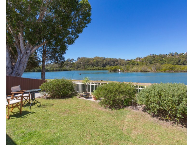 1/113 Sunset Boulevard, Tweed Heads West NSW 2485