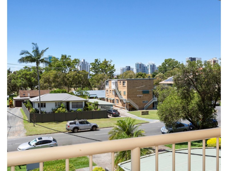 6/72 Stapylton Street, Coolangatta QLD 4225