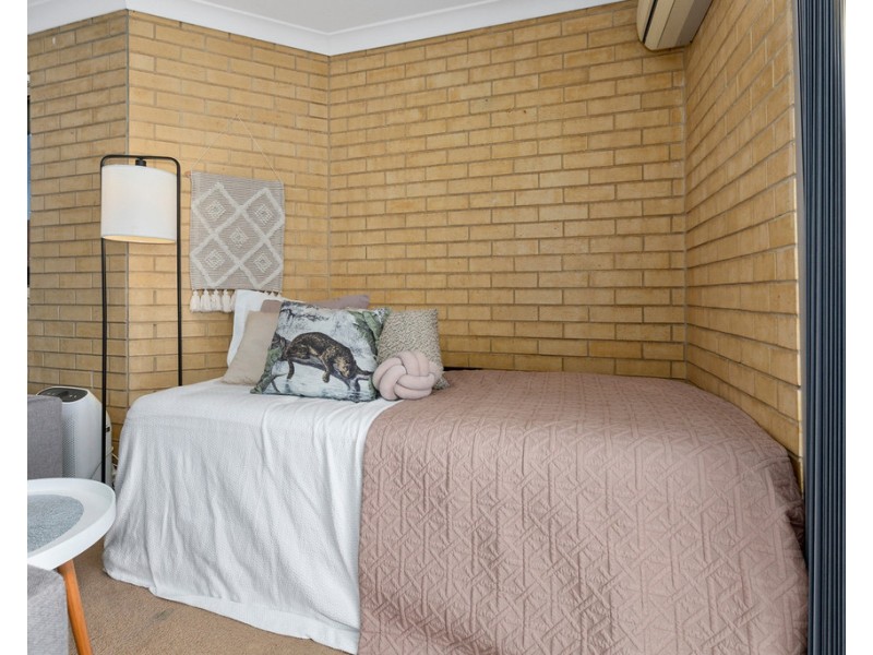 6/72 Stapylton Street, Coolangatta QLD 4225