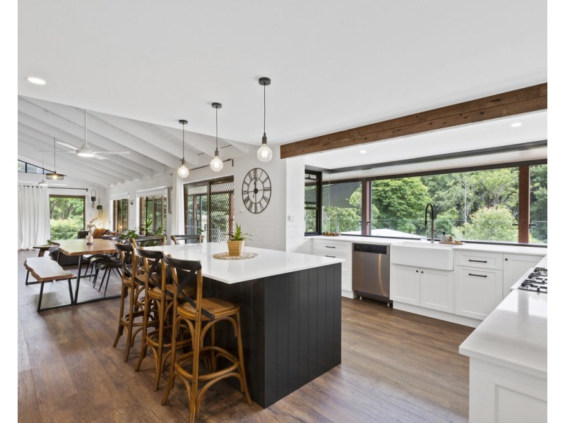 7 BRAESIDE DRIVE, Uki NSW 2484