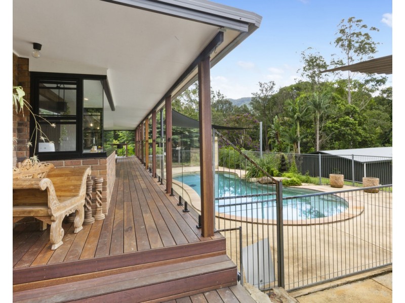 7 BRAESIDE DRIVE, Uki NSW 2484