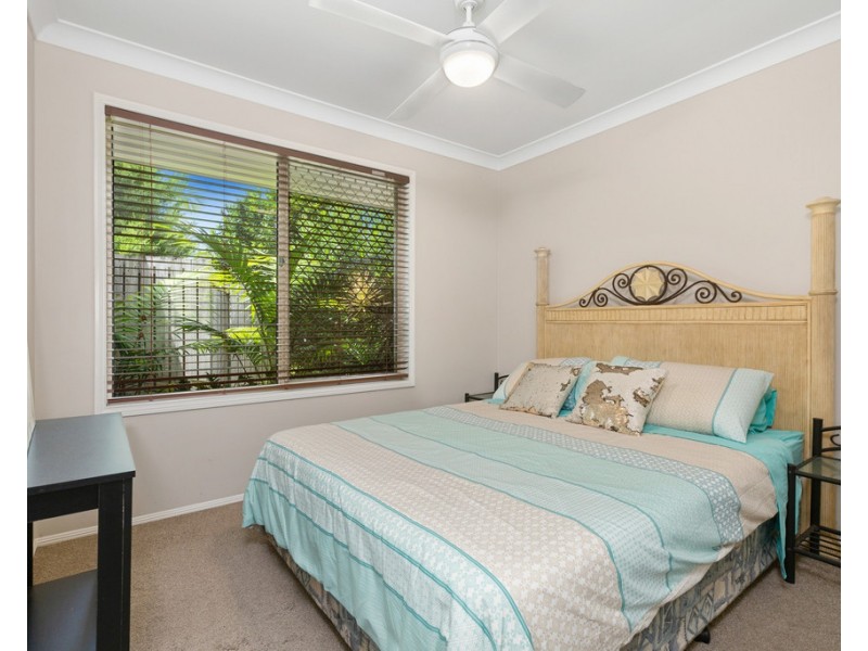 2/20 Mollys Place, Currumbin Waters QLD 4223