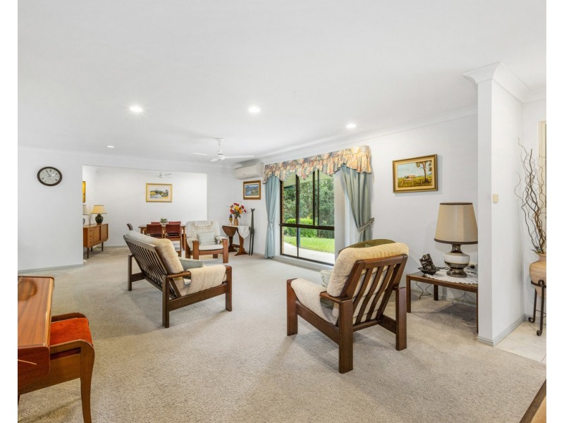 5 AMARILLO DRIVE, Dunbible NSW 2484