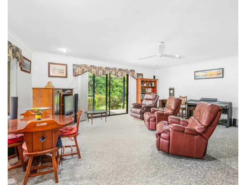 5 AMARILLO DRIVE, Dunbible NSW 2484