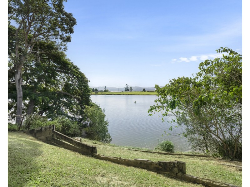 131 TWEED VALLEY WAY, South Murwillumbah NSW 2484