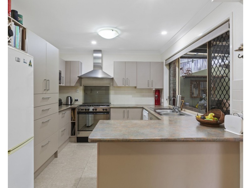 11 SIMPSON DRIVE, Bilambil Heights NSW 2486
