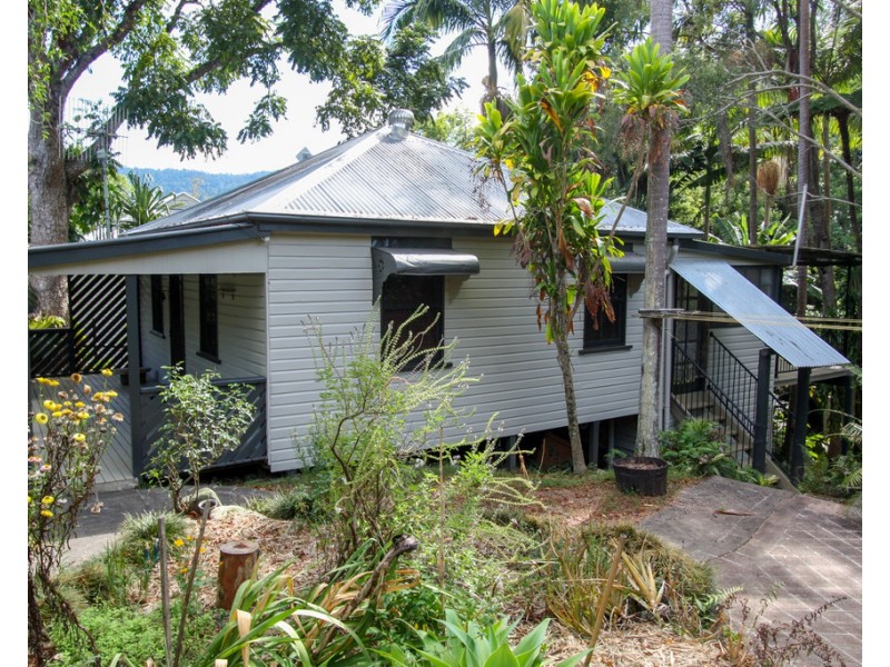 2a MITCHELL STREET, Uki NSW 2484