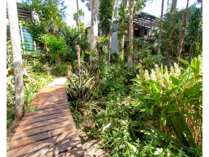 2a MITCHELL STREET, Uki NSW 2484