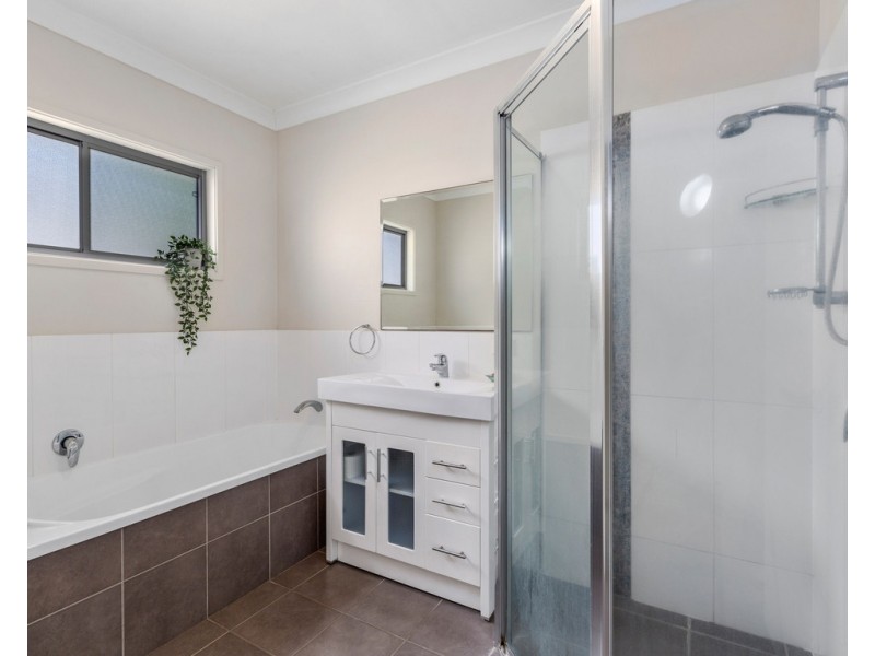 15 GOLD LEAF CRESCENT, Murwillumbah NSW 2484