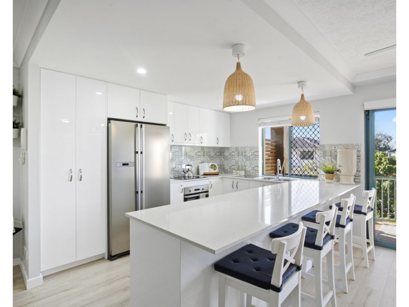 13/143 Golden Four Drive, Bilinga QLD 4225