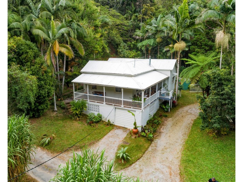 114 CROOKS VALLEY ROAD, Crystal Creek NSW 2484