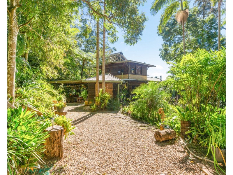 7 SUNRISE PLACE, Uki NSW 2484