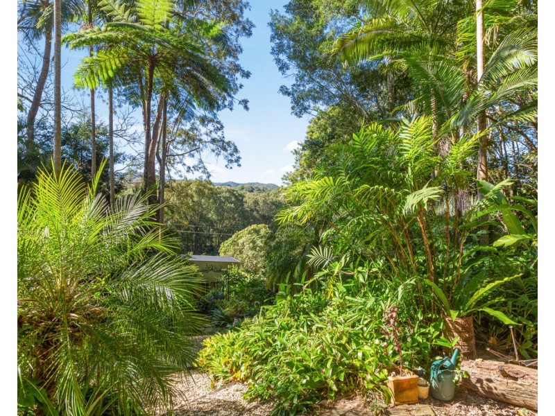 7 SUNRISE PLACE, Uki NSW 2484