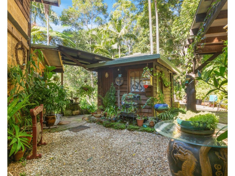 7 SUNRISE PLACE, Uki NSW 2484