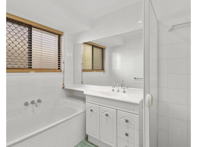 28 TYRONE TERRACE, Banora Point NSW 2486