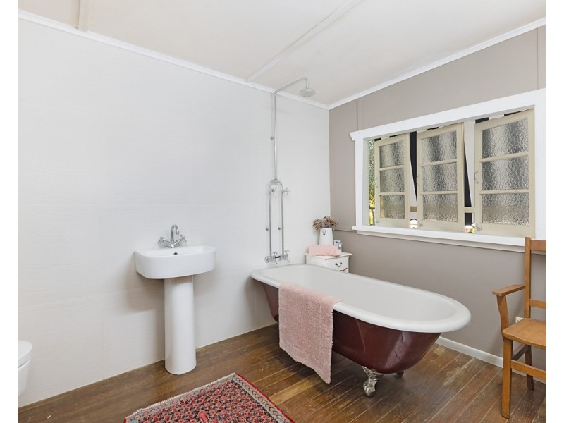 42 BYANGUM ROAD, Murwillumbah NSW 2484