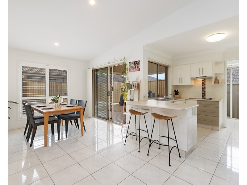 1/22 NEWCASTLE DRIVE, Pottsville NSW 2489