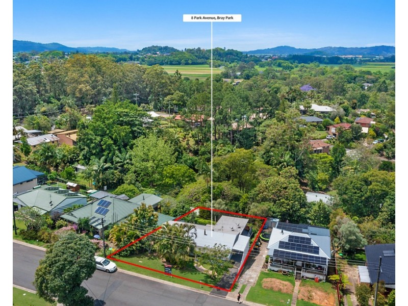 8 PARK AVENUE, Bray Park NSW 2484