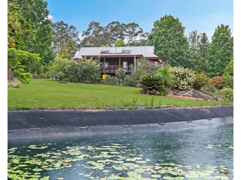 114 PINNACLE ROAD, Pumpenbil NSW 2484