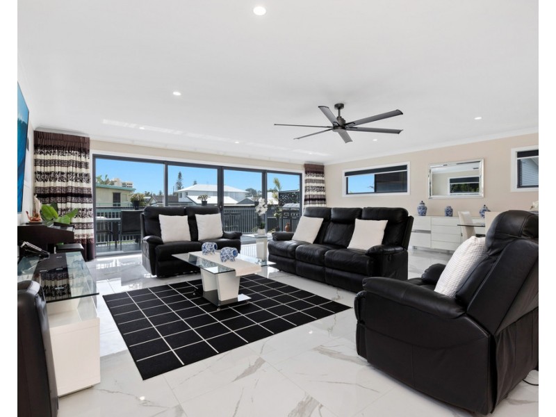 3 Morshead Street, Tugun QLD 4224
