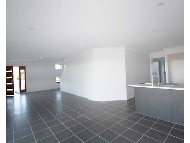 2/10 AURO COURT, Murwillumbah NSW 2484
