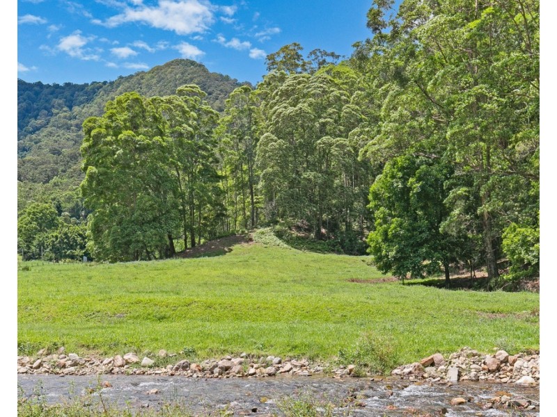 144 BOOKA ROAD, Upper Crystal Creek NSW 2484