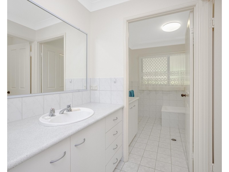 8 Castle Field Drive, Murwillumbah NSW 2484