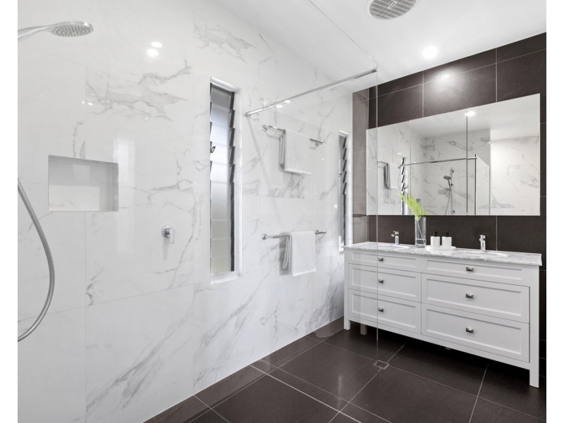 18 BEECH LANE, Casuarina NSW 2487