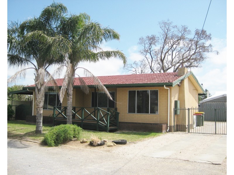 18 Curramulka Road, Port Vincent SA 5581