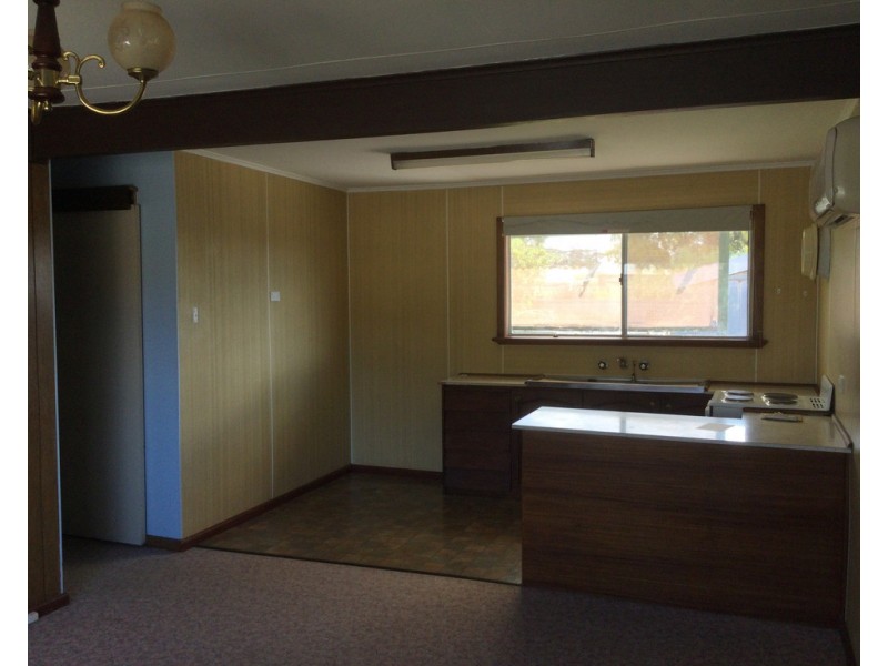 18 Curramulka Road, Port Vincent SA 5581