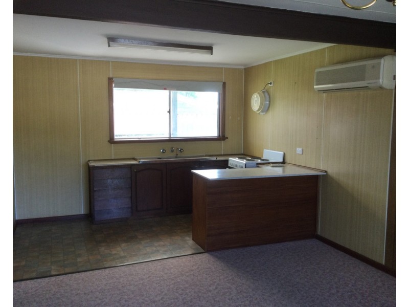 18 Curramulka Road, Port Vincent SA 5581