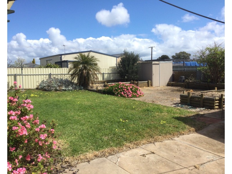 18 Curramulka Road, Port Vincent SA 5581