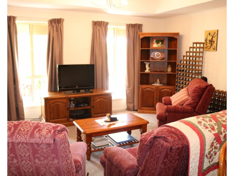 3 Mulkra Court, Port Vincent SA 5581