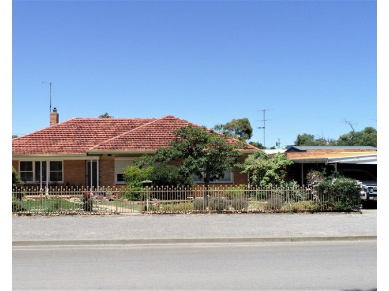 23 North Terrace, Minlaton SA 5575