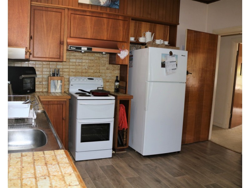 23 North Terrace, Minlaton SA 5575