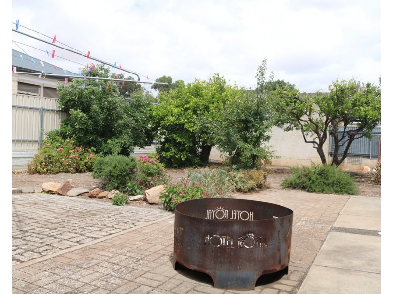 23 North Terrace, Minlaton SA 5575