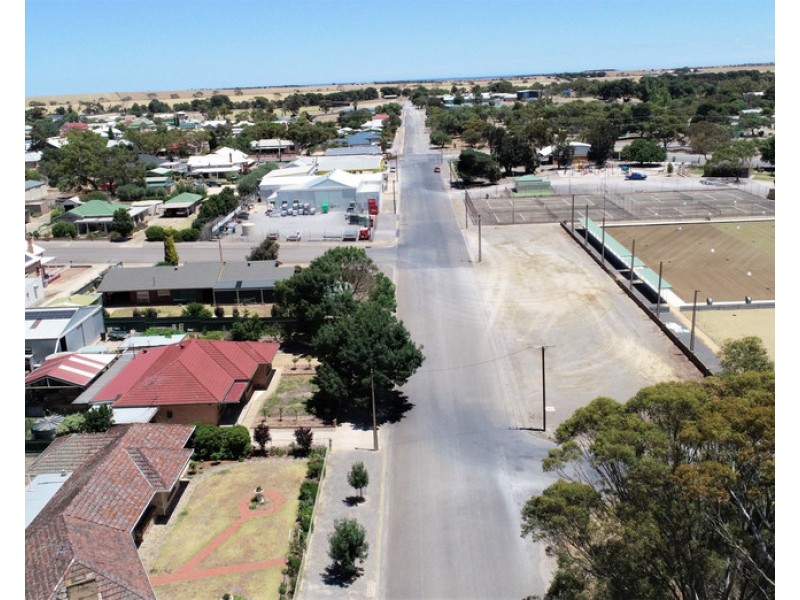 23 North Terrace, Minlaton SA 5575