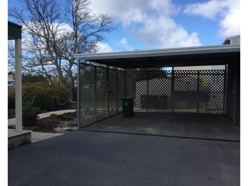 31 Warooka Road, Yorketown SA 5576